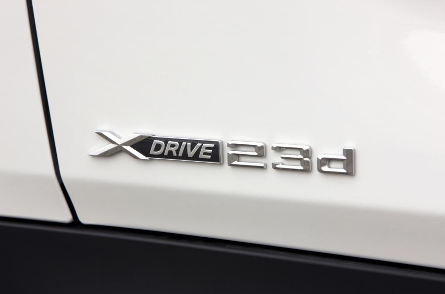  BMW X1 2010 года  (фото 22 из 147)